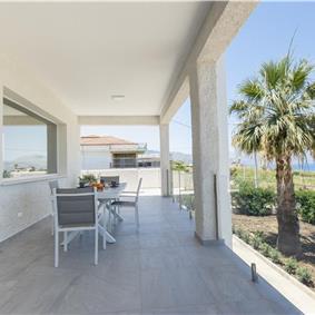 3 bedroom villa with pool, Alcamo, sleeps 5-6